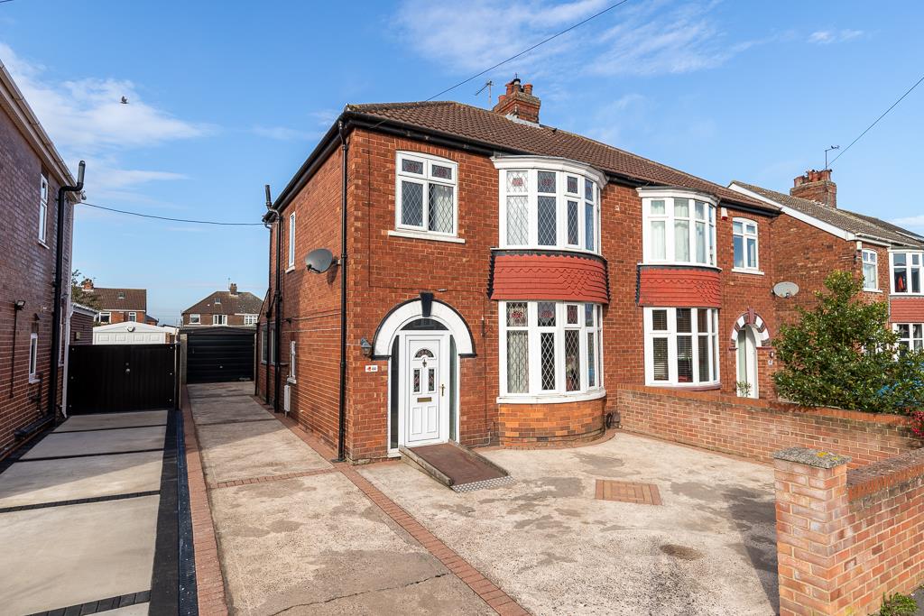 Properties Page 3 of 9 EA Ben Cade